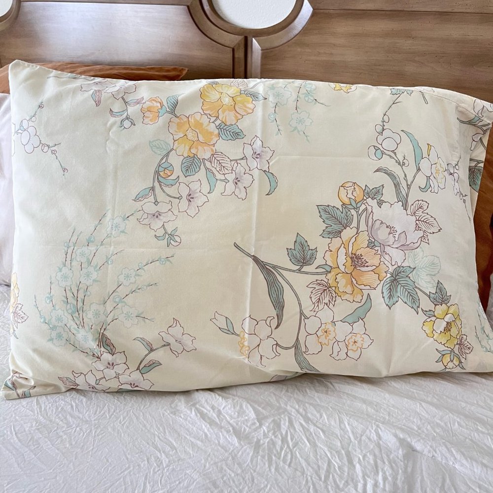 Vintage Ivory and Yellow Floral Pillowcase standard size